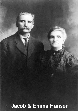 Jacob & Emma Hansen